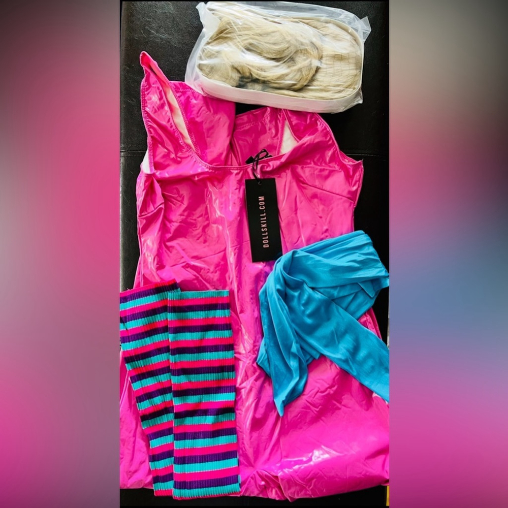 NWT Large Dolls Kill Trickz N’ Treatz Barbie Workout Plan 80s Wig & Costume - Picture 7 of 16